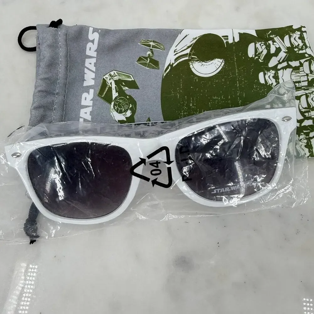 Star Wars Celebration Stormtrooper White Sunglasses Collector